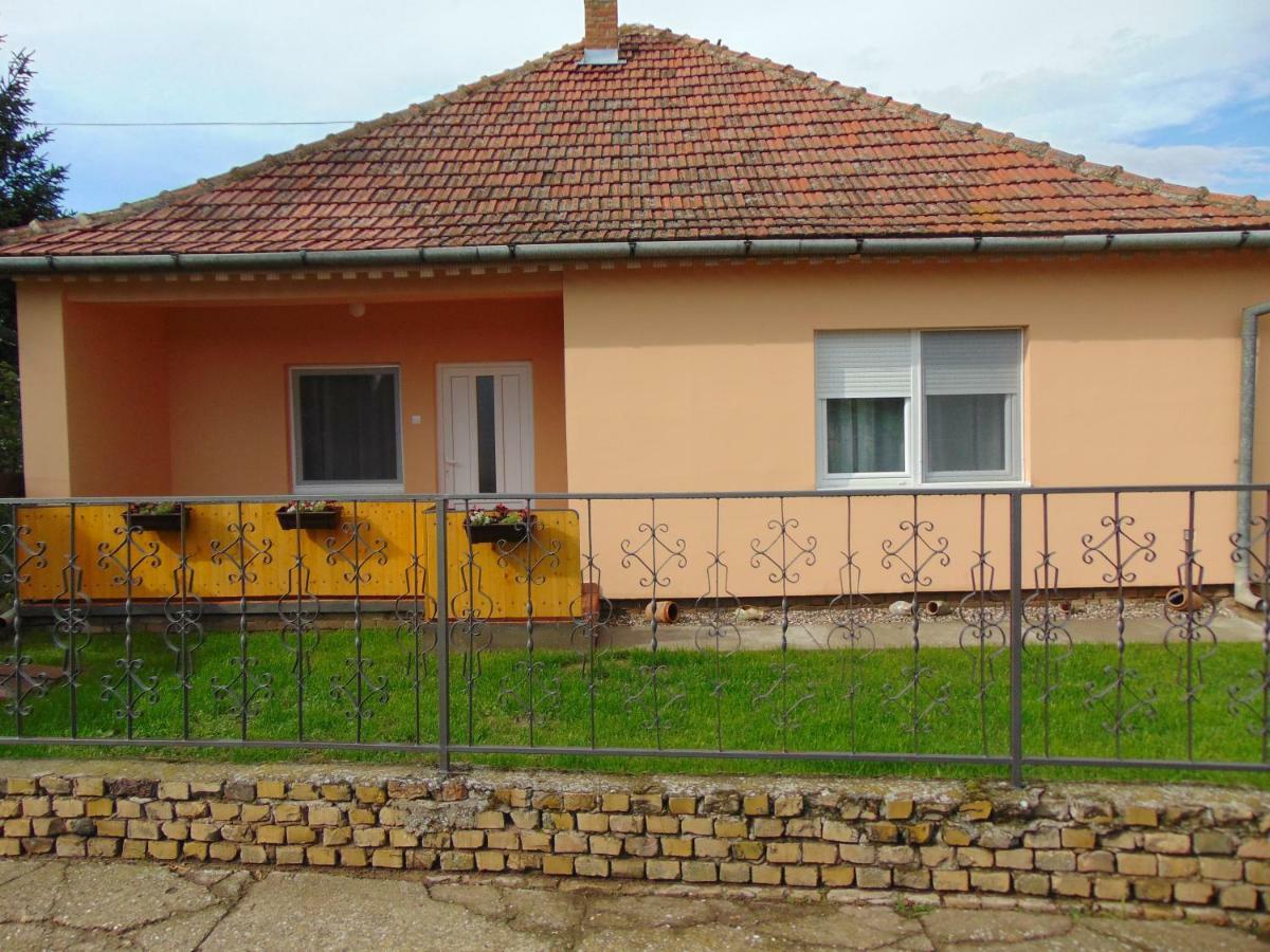 Apartman Fiva Apartamento Pacir Exterior foto
